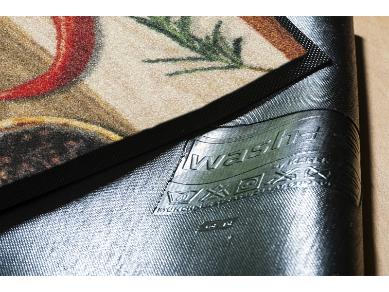 Hot Spices wash + dry Matte