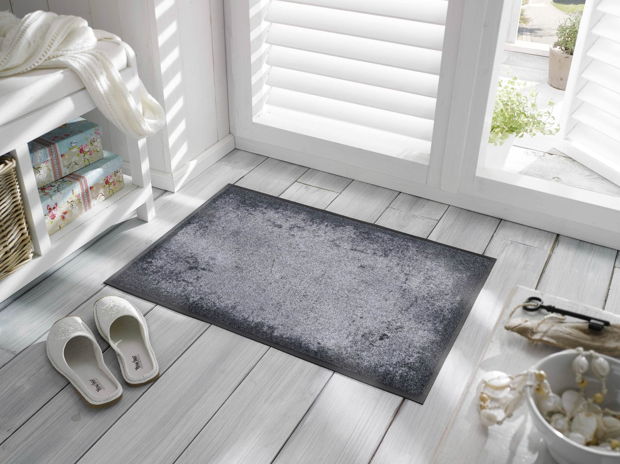 Shades of Grey wash + dry Matte