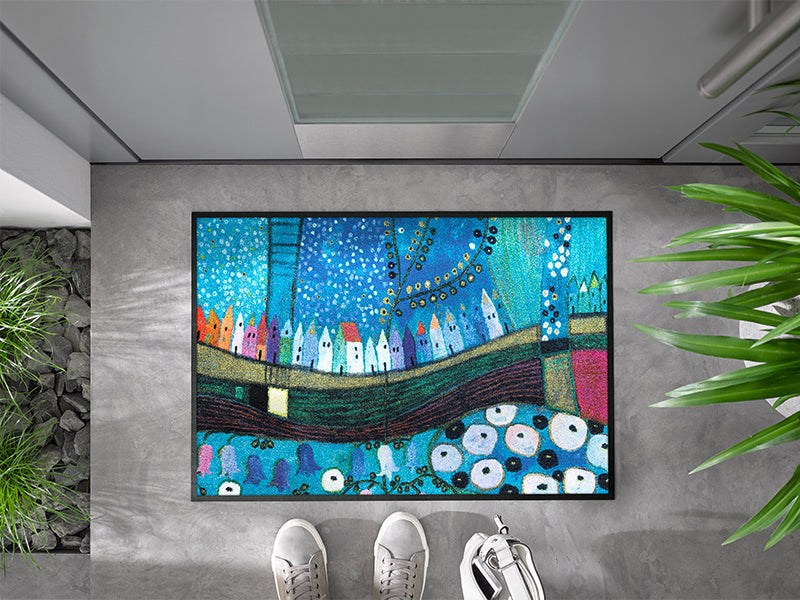 Stadt in Blau wash + dry Fußmatte