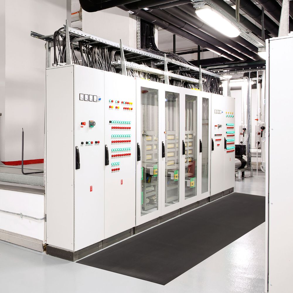 Switchboard Matting™ Class 1 833 Notrax isolierte Matten elektrische Sicherheit Schwarz